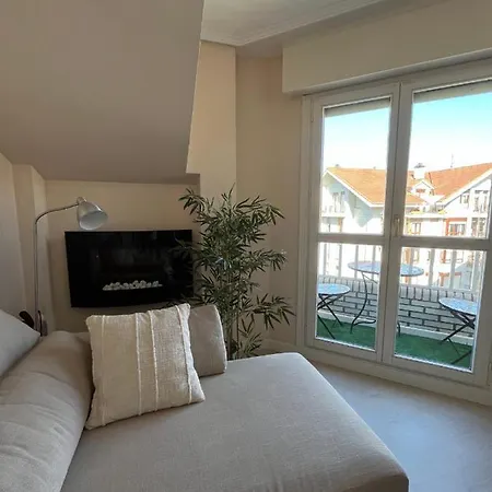 Apartamento * Noja
